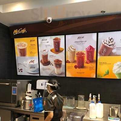 แมคโดนัลด์ : เทสโก้ เชิงทะเล ภูเก็ต