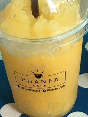 ผ่านฟ้า คาเฟ่