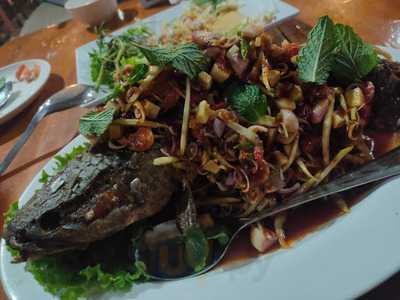 อิ่มปลาเผา เชียงราย