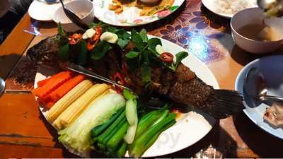 อิ่มปลาเผา เชียงราย