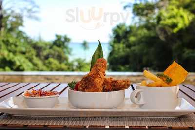 ร้านอาหารโกงกาง