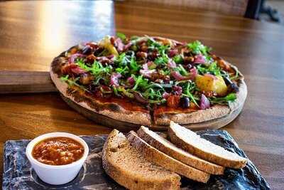 โอลีฟ เมดิเตอร์เรเนี่ยน เรสเตอรองท์