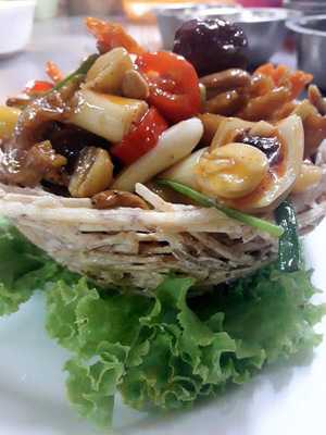 Somyos Paknam Seafood