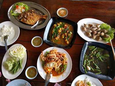 Somyos Paknam Seafood