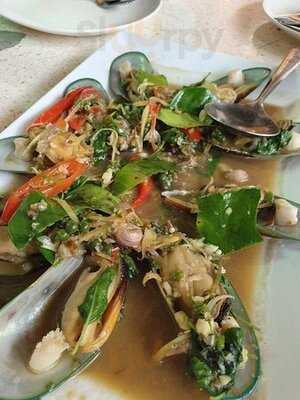 ร้านอาหารคุ้นลิ้น