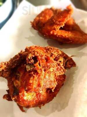 โกจ้อย ขนมจีนไก่ทอด