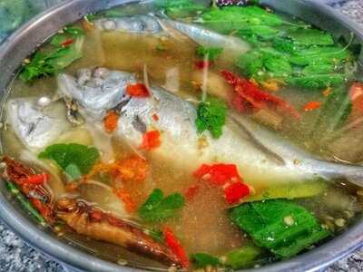 ครัวริมทางกลางบ่อ