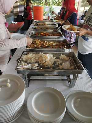 Tamrab Muslim Restaurant