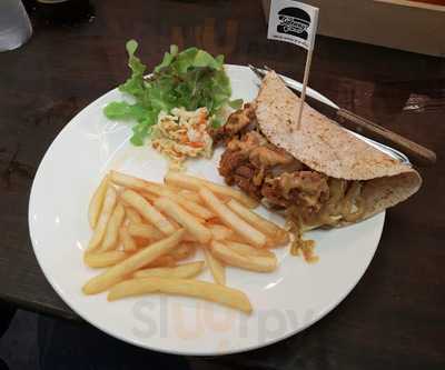 Sideways Commune Burger&bar