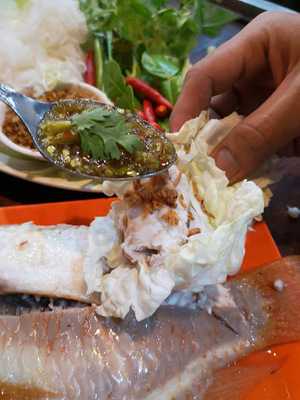 มะหาด-ใหญ่ บุฟเฟ่ต์