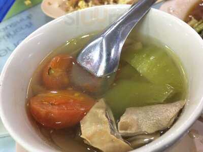 ข้าวต้ม นายยาว