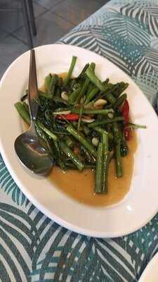 ร้านอาหารไทยเจ๊เล็ก (สาย2)