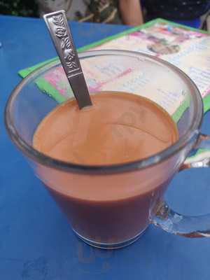 ร้าน ป้าแอ๊ะนมสด