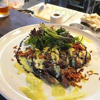 Pun Eatery And Pottery