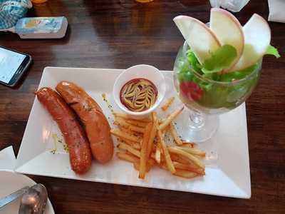 คอฟฟี่มีบายเดือนล้อม