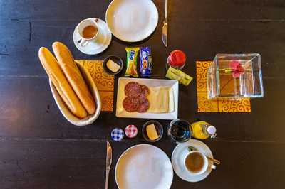 ี้ร้านอาหารสายน้ำลันตา