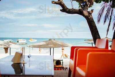 De’grill Bar & Bristro Restatrant