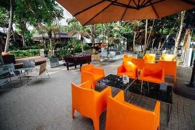 De’grill Bar & Bristro Restatrant