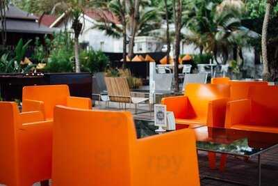 De’grill Bar & Bristro Restatrant