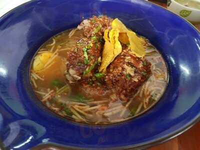 โกต่าย ก๋วยเตี๋ยวหมูต้มยำ