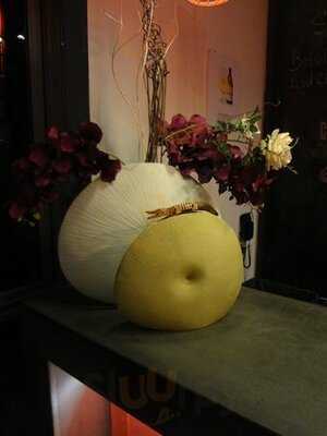 Red Alert Restaurant & Bar