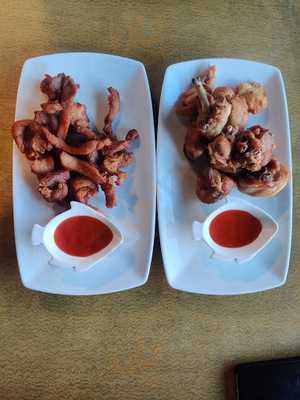 ร้านอาหาร โบราณบันเทิง