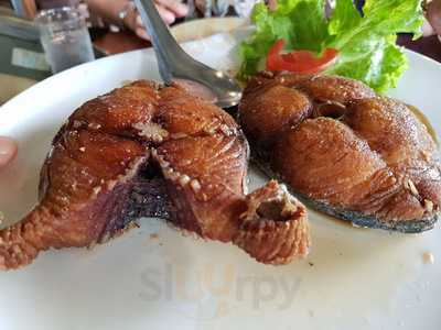 เนินขุมทองการ์เด้นท์ 