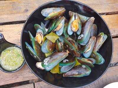 สถานีหอย