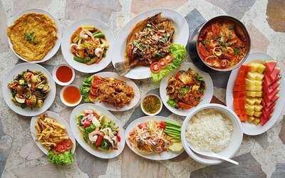 อ่าวตะเกียบซีฟู้ดส์ หัวหิน