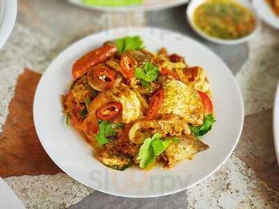 อ่าวตะเกียบซีฟู้ดส์ หัวหิน