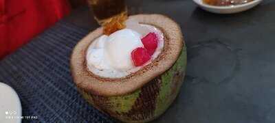 ห้องอาหาร ลูน่า ลาไนย์