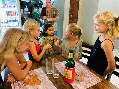 ซี & แซนด์ เรสเตอรองท์