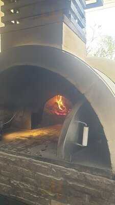 ห้องอาหาร ซาลาส