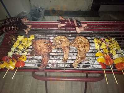 Pen's Thai-rish Bar&restaurant