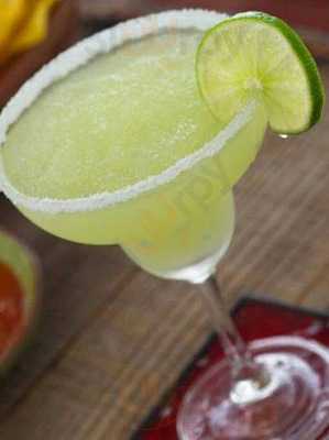 บ้านต้นมะค่า