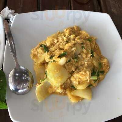 ร้านอาหารครัวคุณแมว ซีฟู๊ด หัวหิน