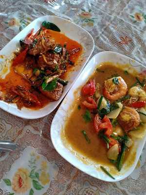 Ameena Muslim Restaurant