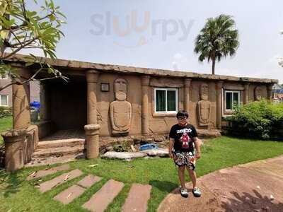 โมอาย คาเฟ่ ชะอำ