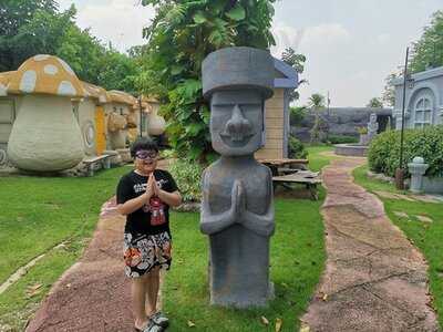 โมอาย คาเฟ่ ชะอำ