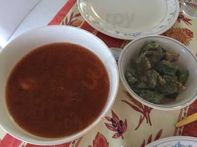 ร้านอาหารเจ๊แดงบางควาย