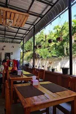 ร้านอาหารโจ้&ออฟ