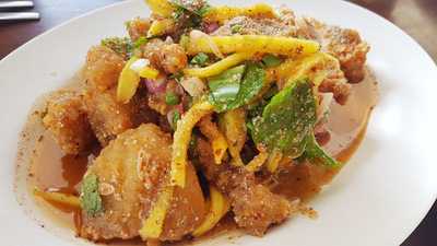 ร้านอาหารฉันท์มิตร