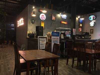 ร้านอาหาร โรม่าซอสเซจ