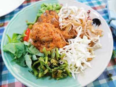 ขนมจีนครูยอด