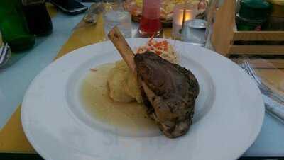 Happy Family Resort & Restaurant