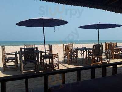 ร้านอาหารชะอำลิตเติ้ลช็อบ แอนด์ รีสอร์ท