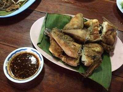 ร้านอาหาร ไก่ย่างท่าช้าง