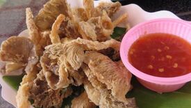 ก๋วยเตี๋ยวกะลาลุงเผ่า