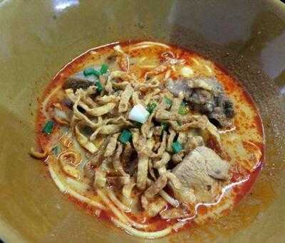 ร้านอาหาร สิบสองปันนา (12 ปันนา)