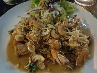 เวลคัม อินน์ บาร์ แอนด์ เรสเตอรองท์